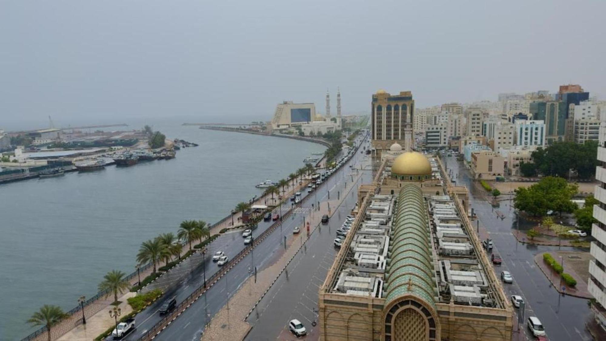 الشارقة Al Barakah Hotel المظهر الخارجي الصورة
